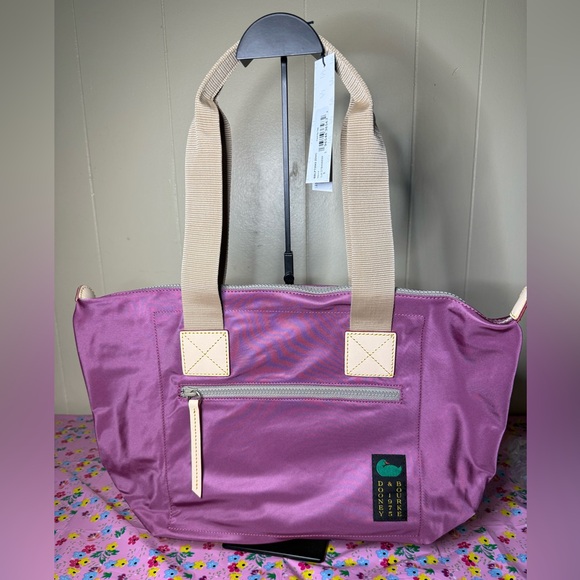 Nylon Front Zip Tote Dooney and bourke - Picture 3 of 6